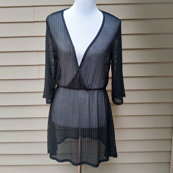 Black Sheer Swimsuit Cover-Up Plunging V-Neck 3/4 Sleeves Beach Vacation Cruise - Picture 2 of 8